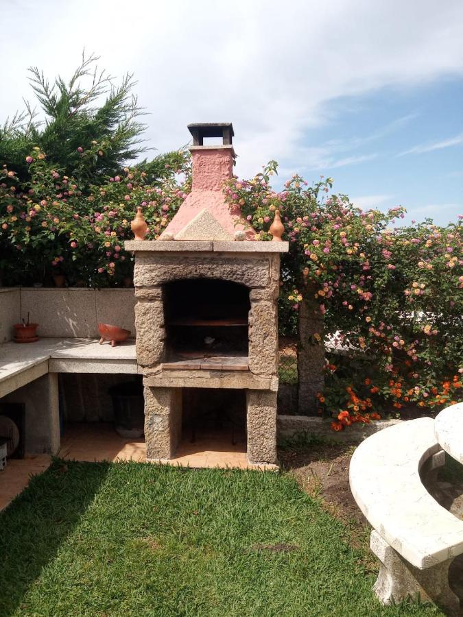 Casa Con Jardin En Primera Linea De Playa O Grove Eksteriør bilde